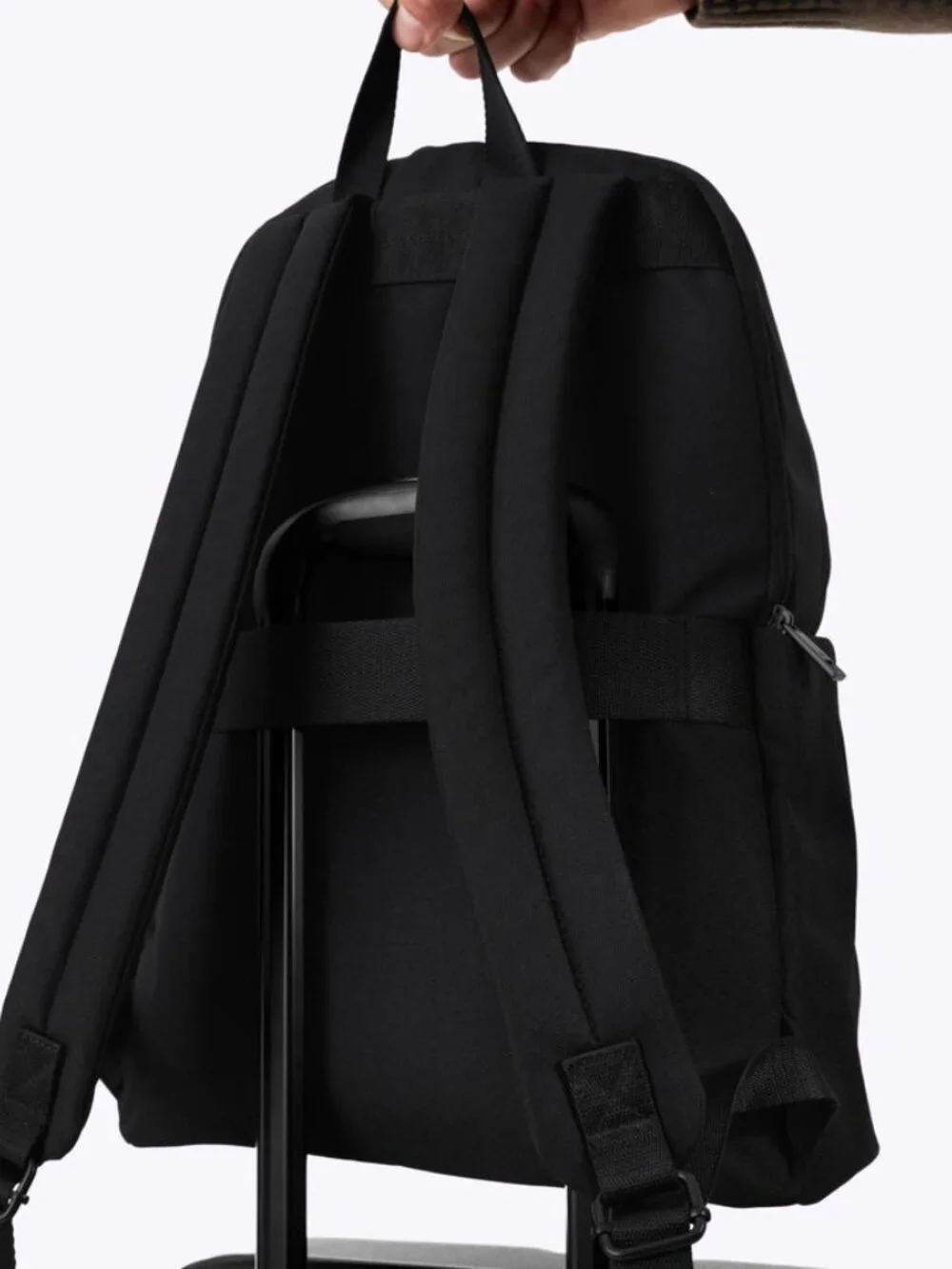NWT in original bag - BEIS Travel The Classic Backpack in Black